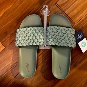 Universal Thread Sandal- Target